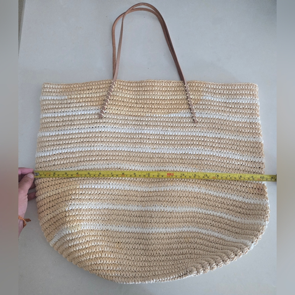 Hat Attack Natural Straw Bag With Leather Straps - Picture 13 of 14